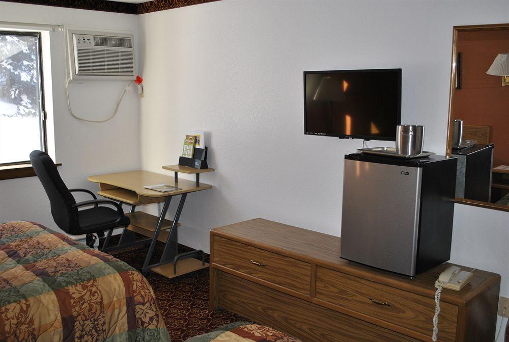 Waconia Inn&Suites Esterno foto