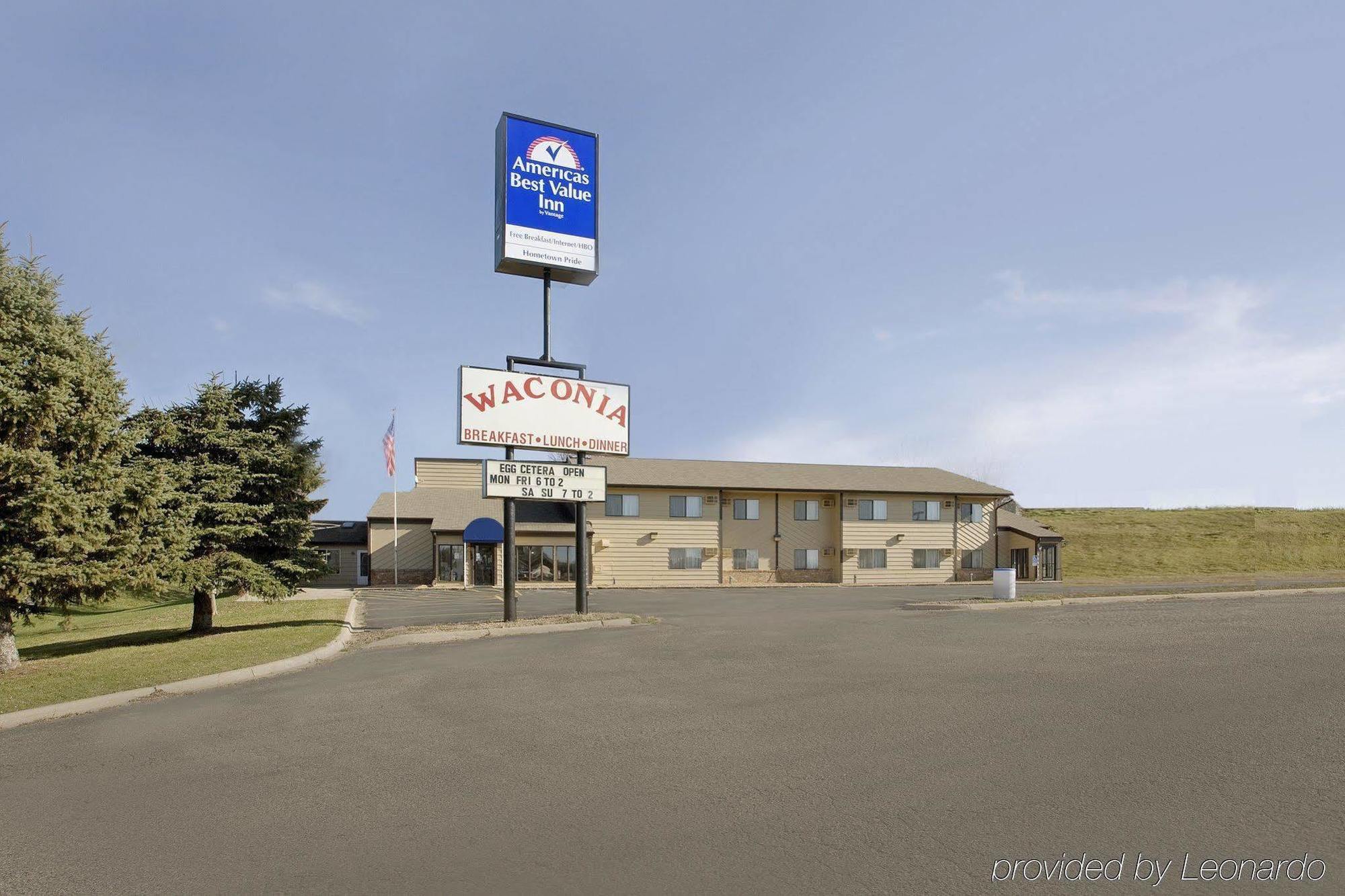 Waconia Inn&Suites Esterno foto