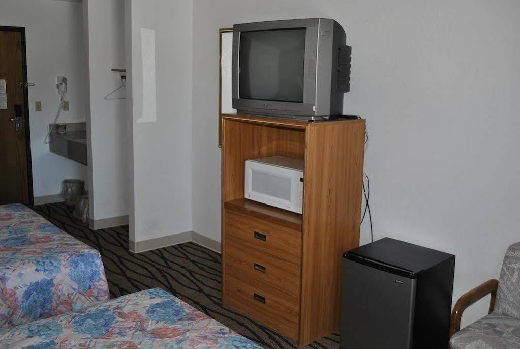 Waconia Inn&Suites Esterno foto
