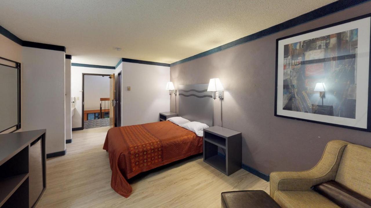 Waconia Inn&Suites Esterno foto