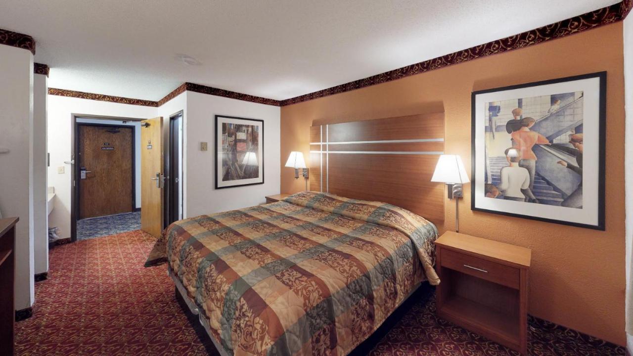 Waconia Inn&Suites Esterno foto